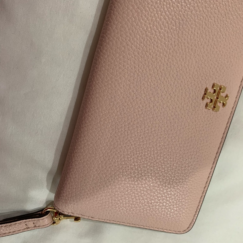 Tory Burch wallet